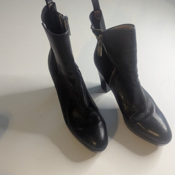 BLACK LEATHER STRETCH ANKLE BOOTS 10M DONALD PLINER - Picture 5 of 6